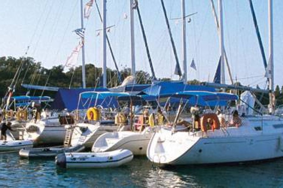 nautilus yachting reviews